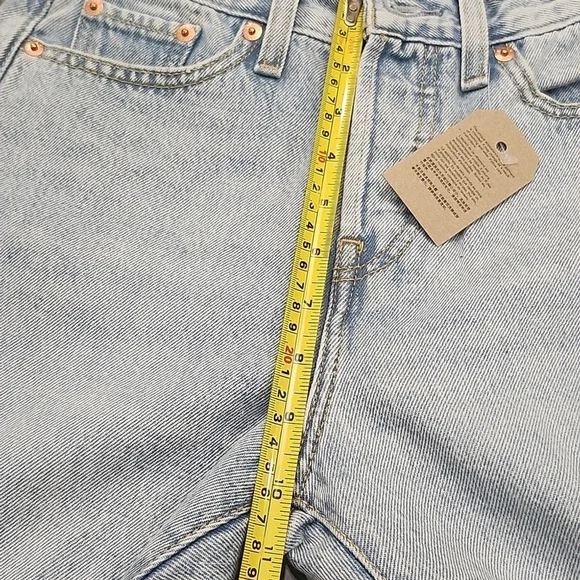 Levi's Women's Wedge Straight Light Blue Distressed Jeans New 26x28 - Picture 13 of 16
